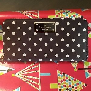 Kate Spade poca dot wallet